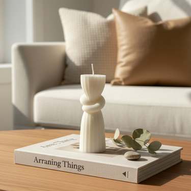 Knot Column Candle